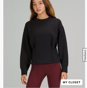 Lululemon gathered waist crew pullover